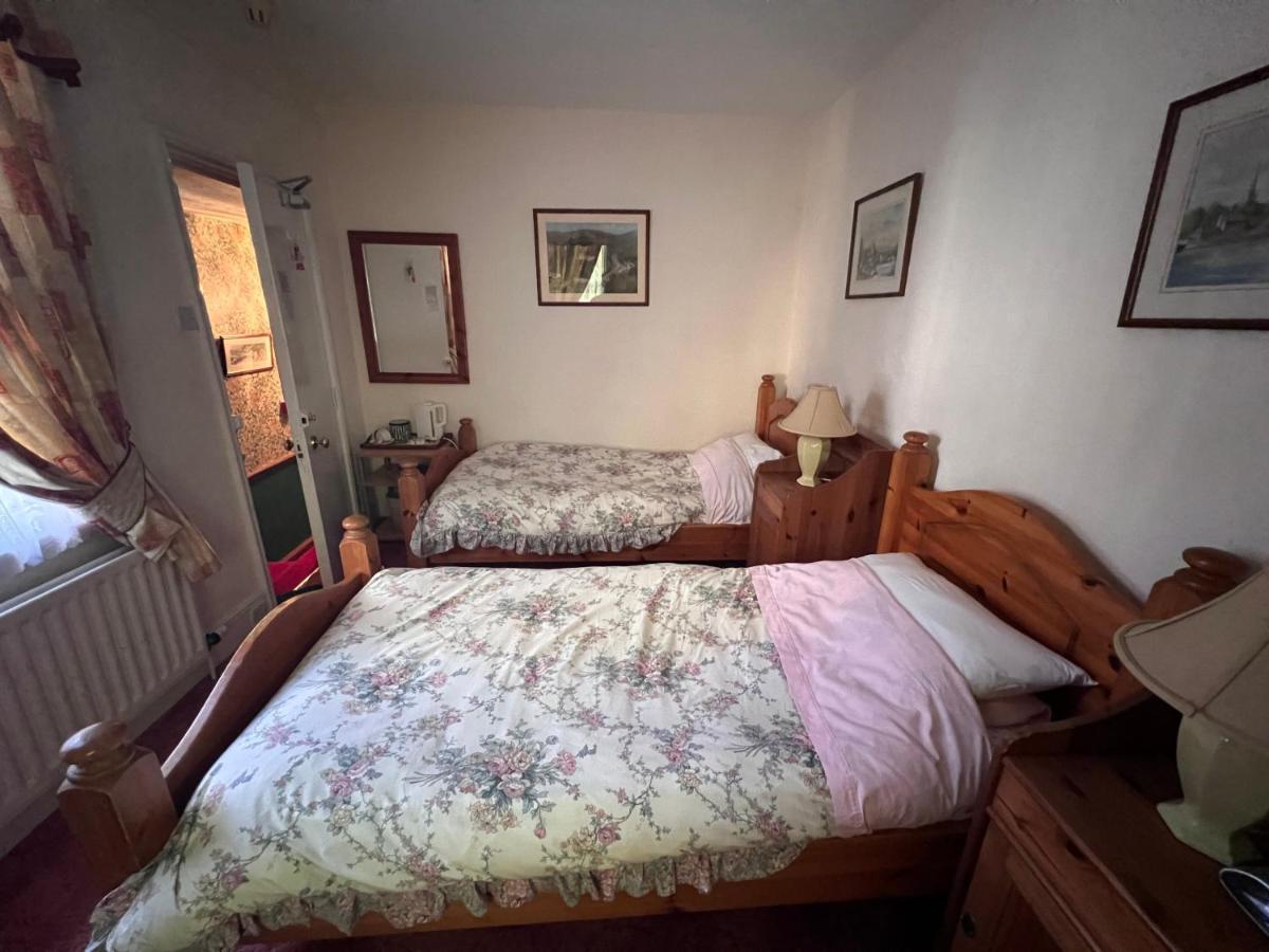 The Captains House Lynmouth Room photo